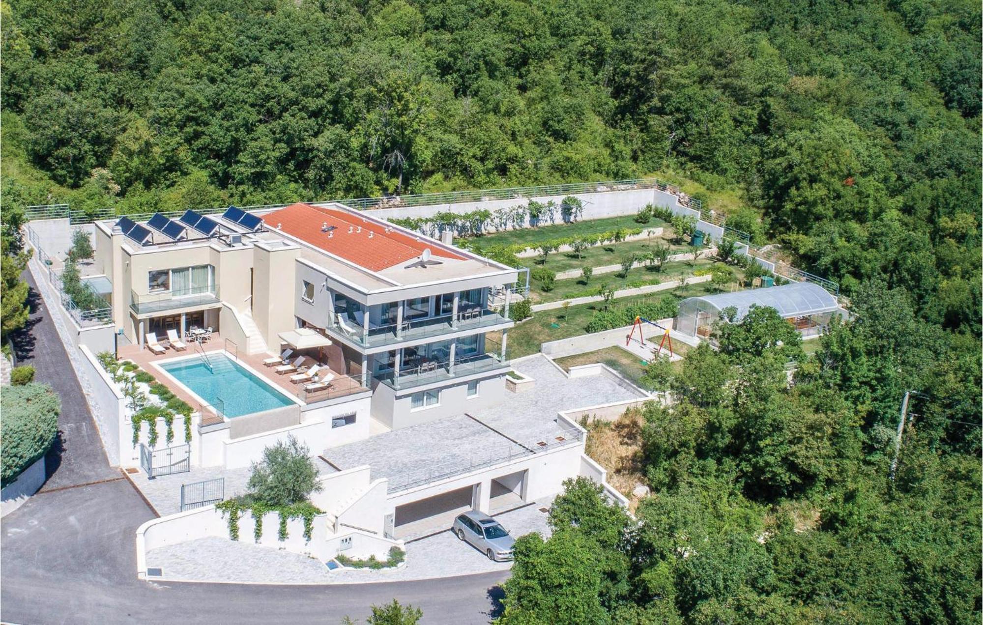 Awesome apartment in Plomin with 1 Bedrooms, WiFi&Outdoor swimming pool Buitenkant foto